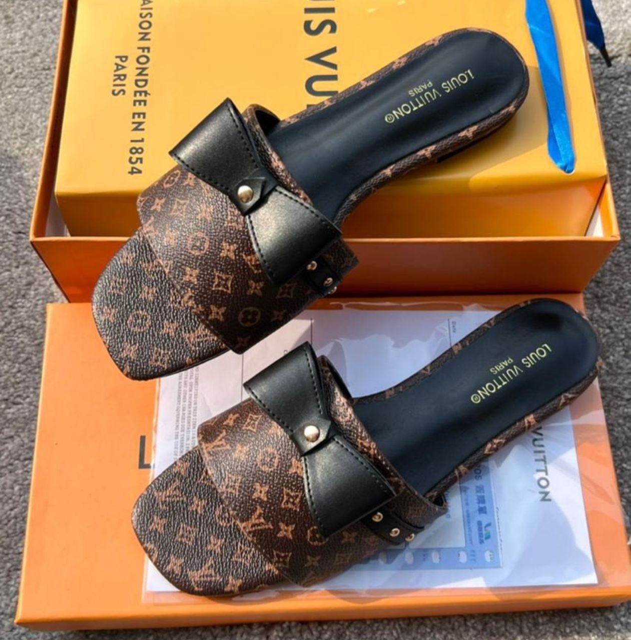 5 New Women Shoe 2025 New - Image 1